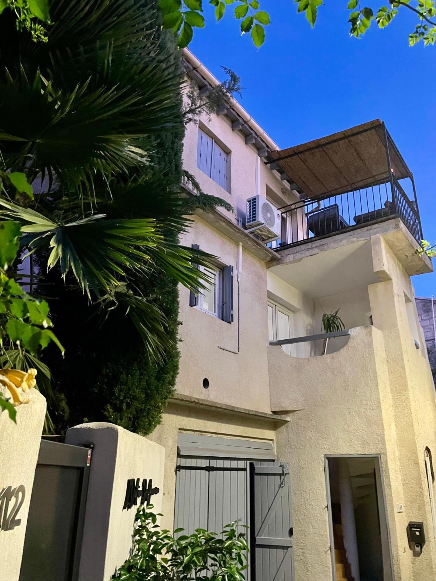 Maison De Village Avec Balcon Rooftop Maillane Exterior photo